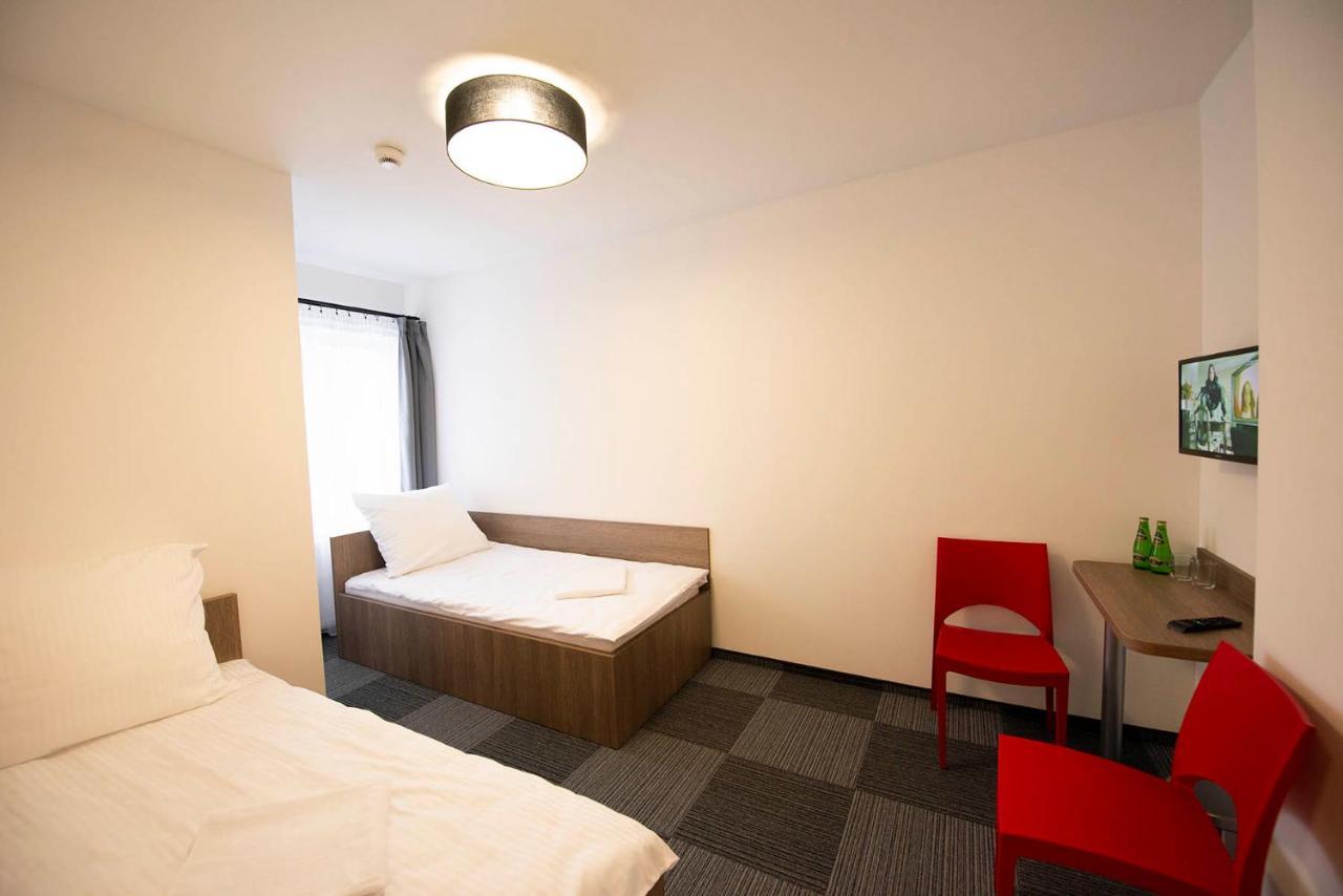 Hostel Sms Free Parking Bydgoszcz Esterno foto
