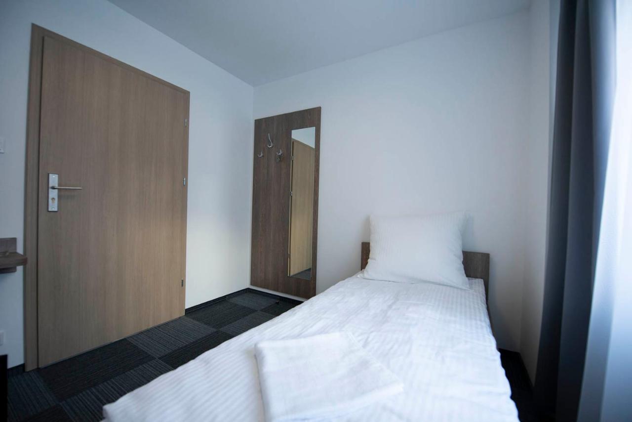 Hostel Sms Free Parking Bydgoszcz Esterno foto