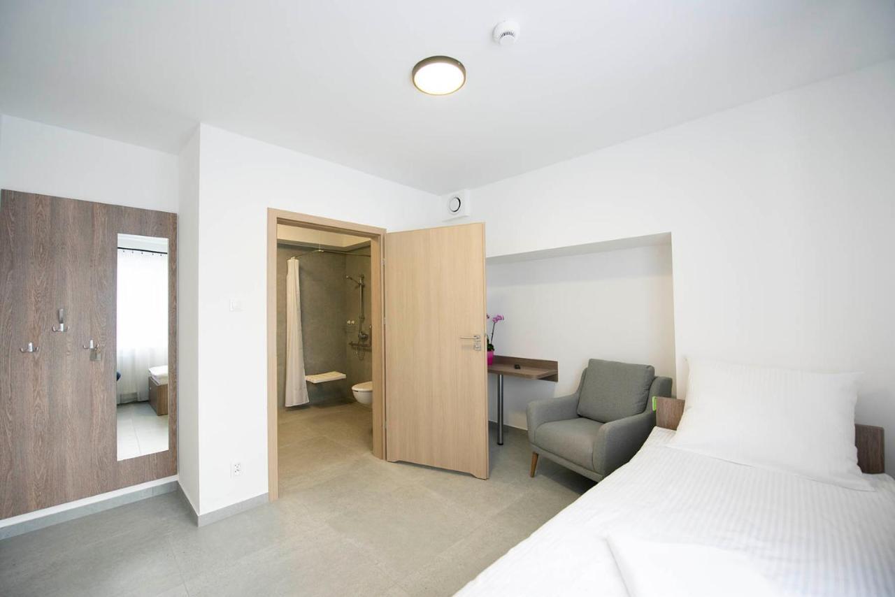 Hostel Sms Free Parking Bydgoszcz Esterno foto